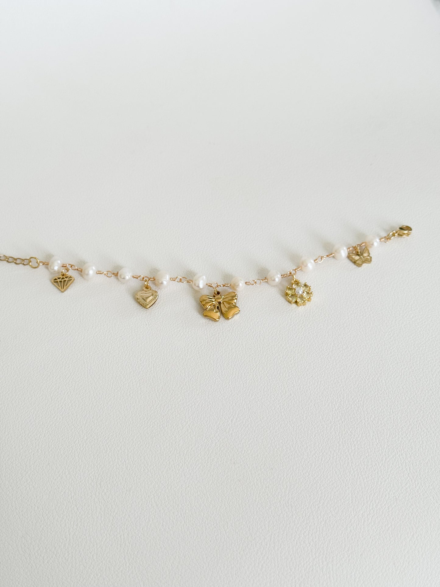 CHIC Pearl Charm Bracelet
