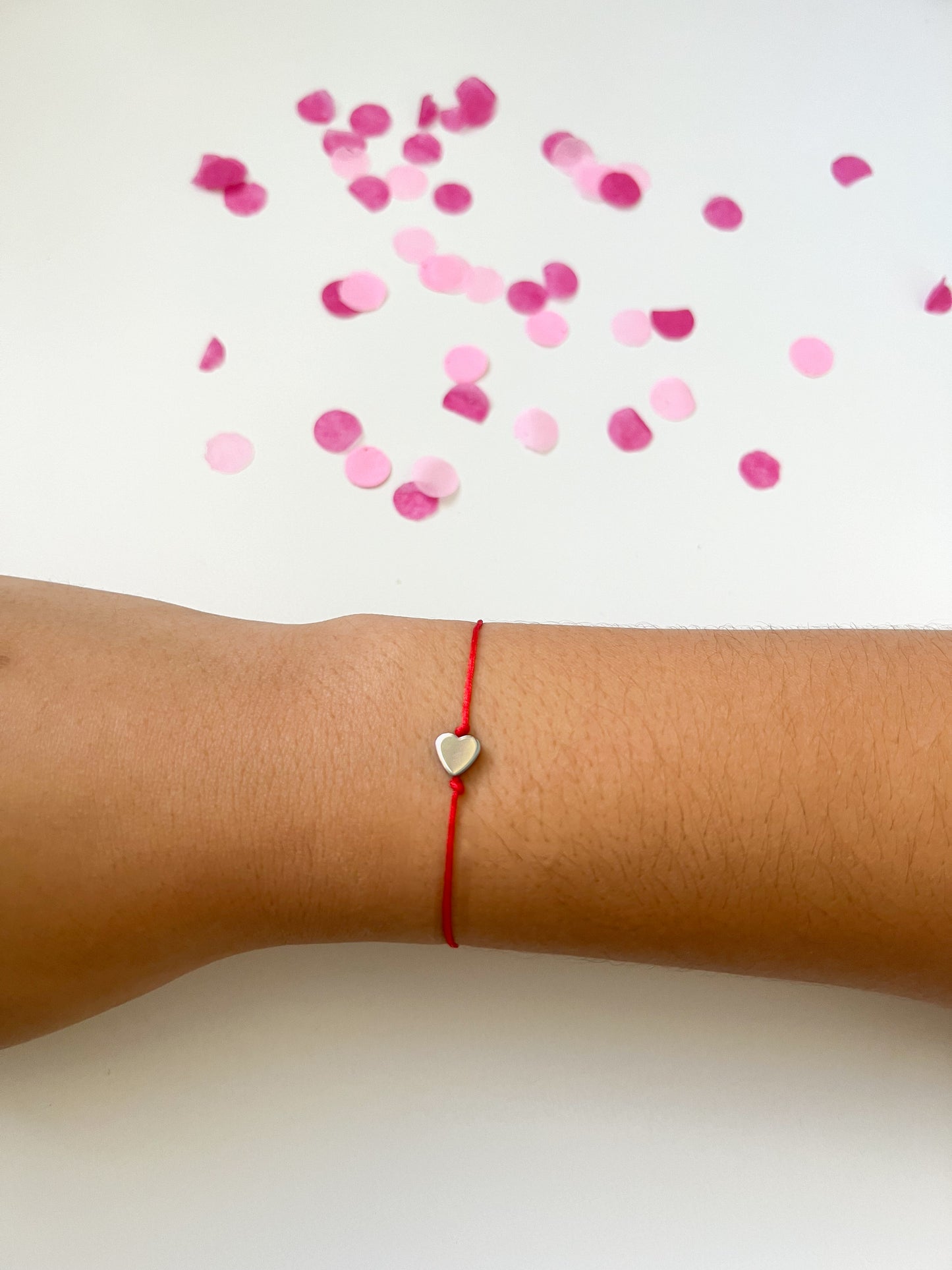 Pulsera ajustable con corazón